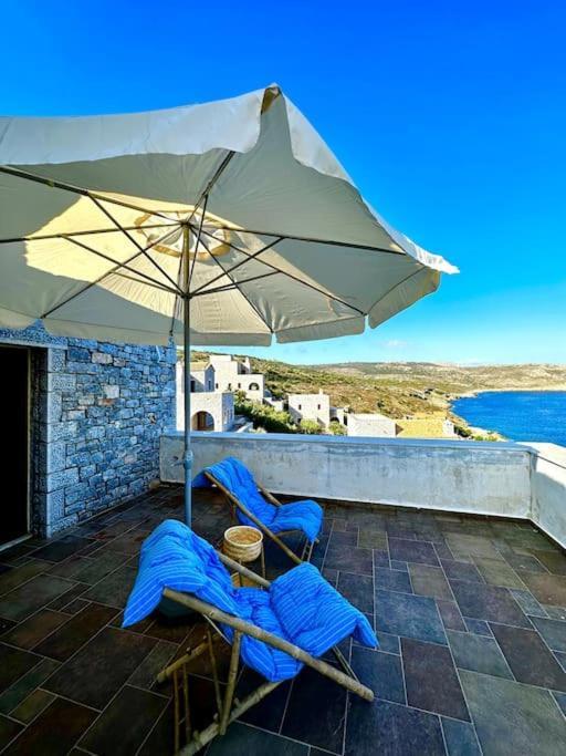 Cozy Cliff Tower W/ Breathtaking Sea Views Villa Agios Georgios Minas Exterior photo